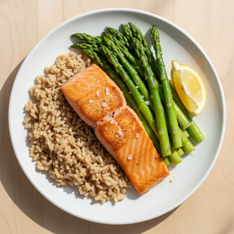 Seared Salmon Fillet with Steamed Asparagus and Brown Rice