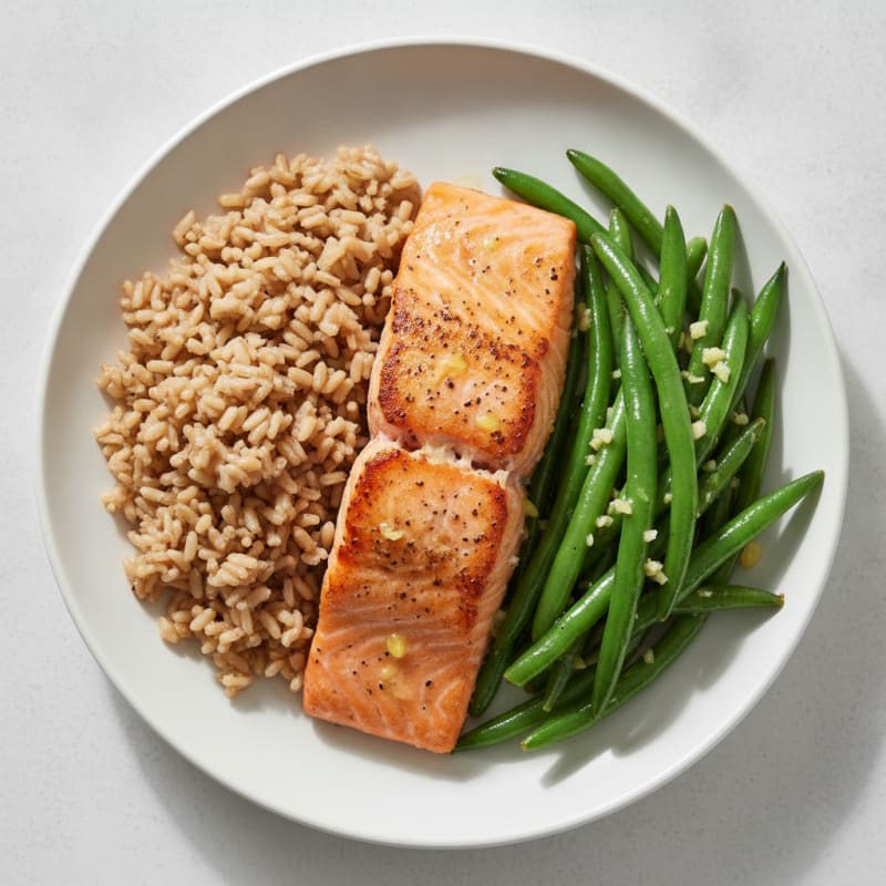 Seared Salmon with Steamed Green Beans and Brown Rice