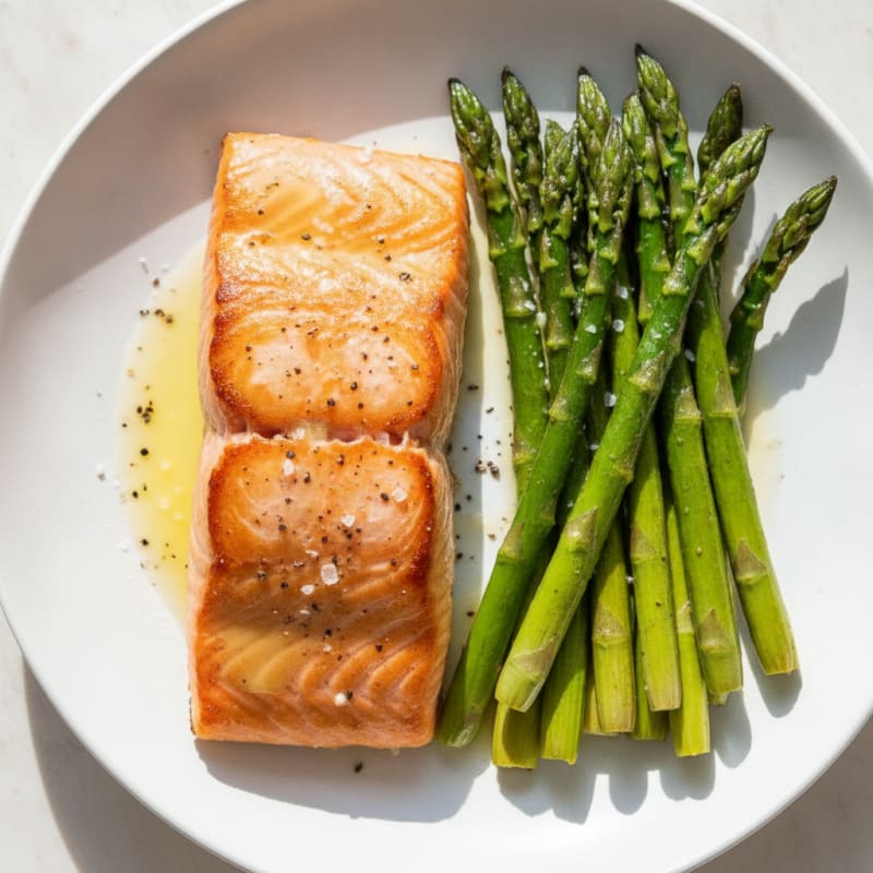 Pan-Seared Salmon with Roasted Asparagus