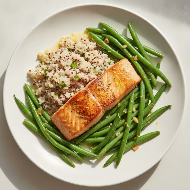 Seared Salmon Fillet with Quinoa and Garlic Green Beans