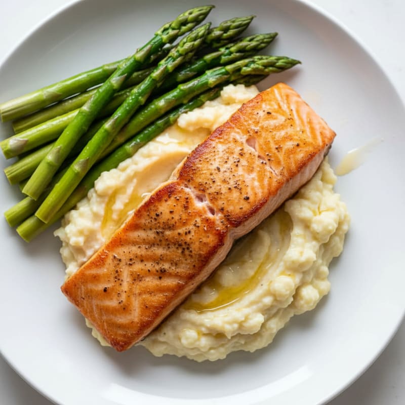 Seared Salmon with Steamed Asparagus and Cauliflower Mash