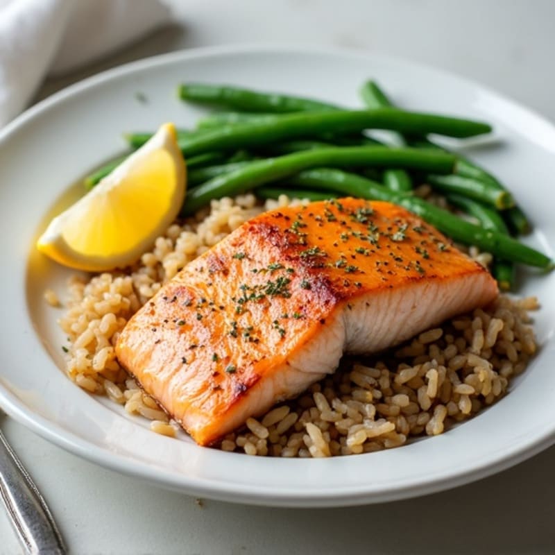 Seared Salmon with Steamed Green Beans and Brown Rice