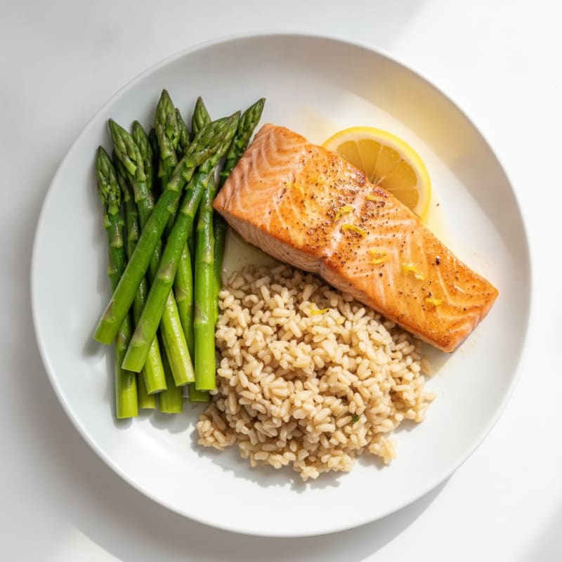 Seared Salmon Fillet with Steamed Asparagus and Brown Rice