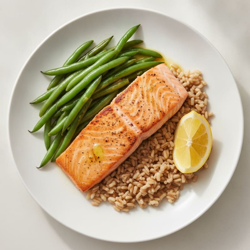 Seared Salmon Fillet with Steamed Green Beans and Brown Rice