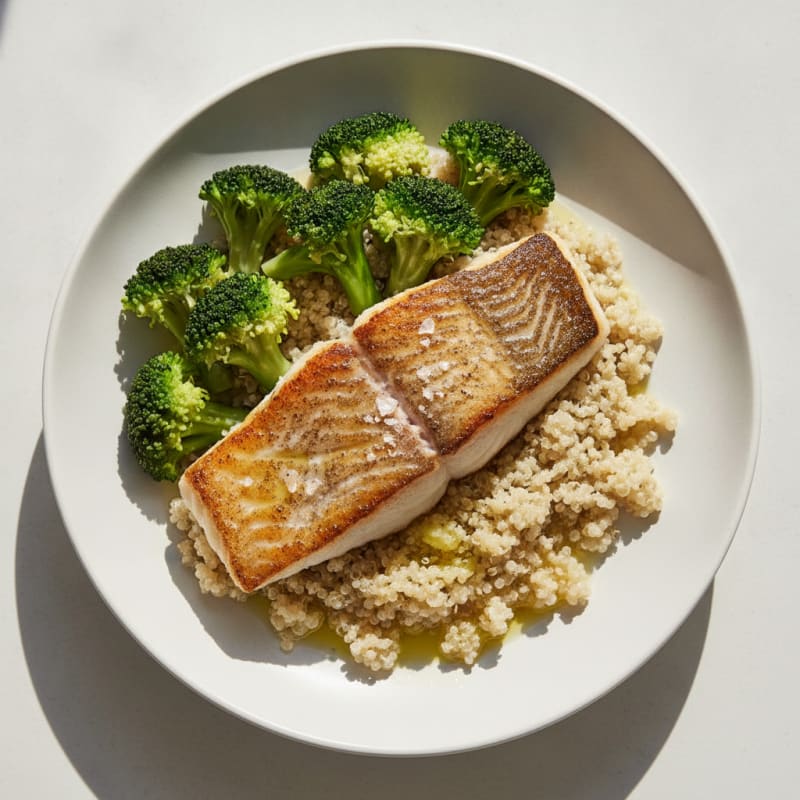 Seared Cod with Steamed Broccoli and Quinoa