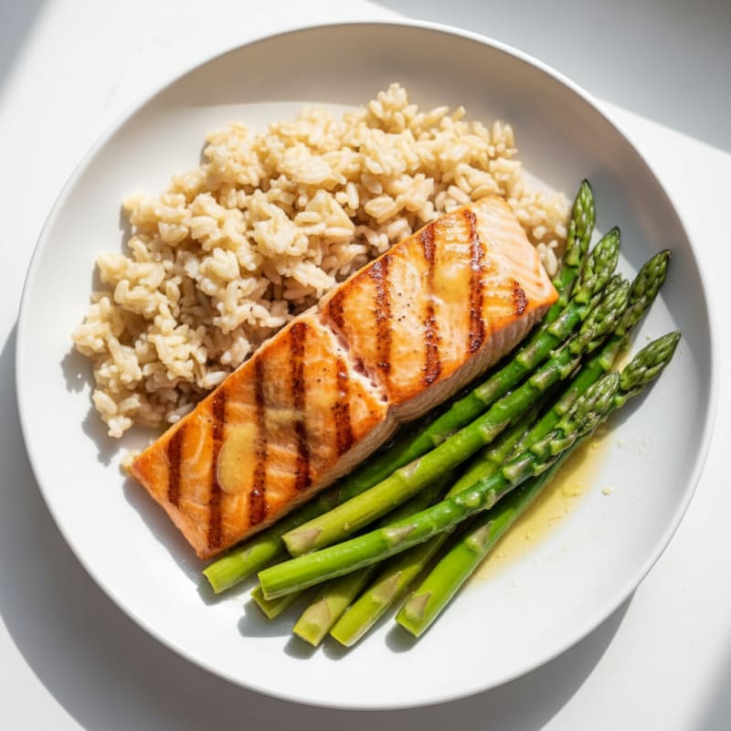 Seared Salmon Fillet with Steamed Asparagus and Brown Rice