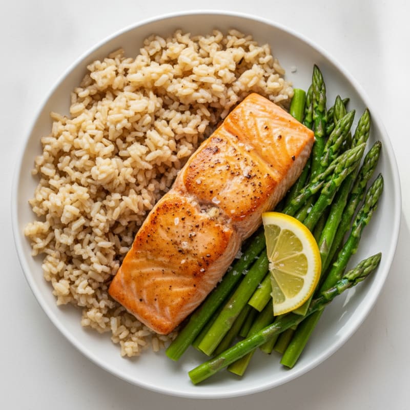 Seared Salmon Fillet with Steamed Asparagus and Brown Rice