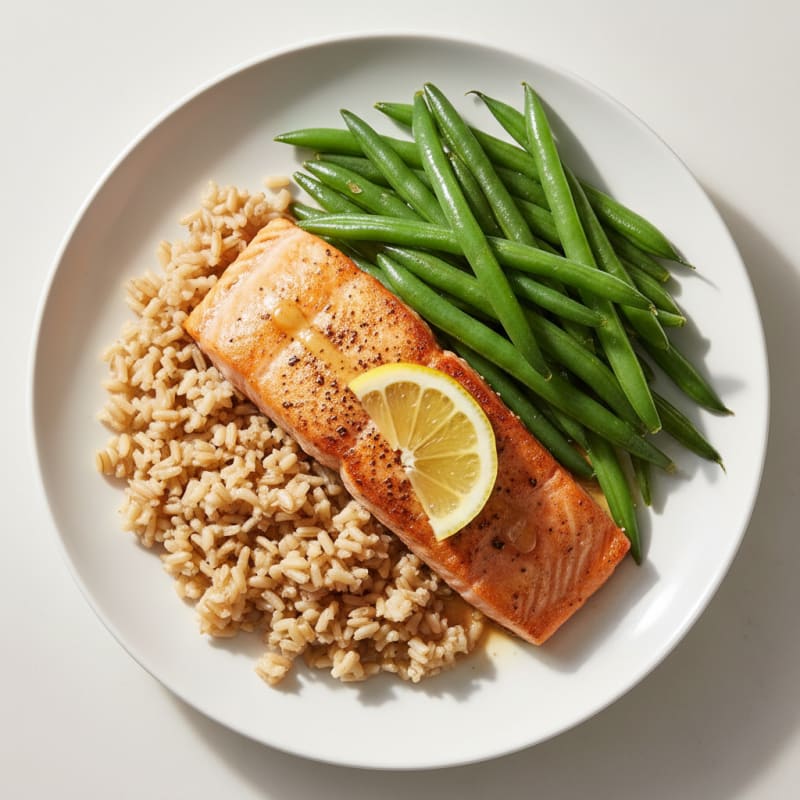 Seared Salmon Fillet with Steamed Green Beans and Brown Rice