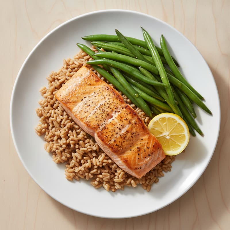 Seared Salmon Fillet with Steamed Green Beans and Brown Rice