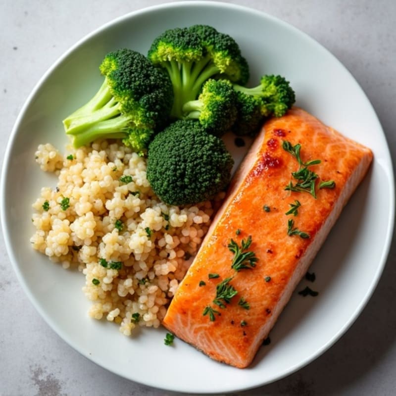 Seared Salmon with Steamed Broccoli and Quinoa