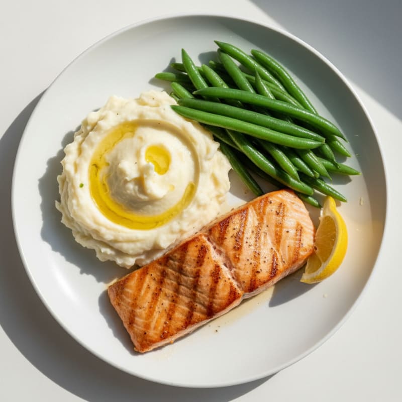 Seared Salmon with Steamed Green Beans and Garlic Mashed Potatoes