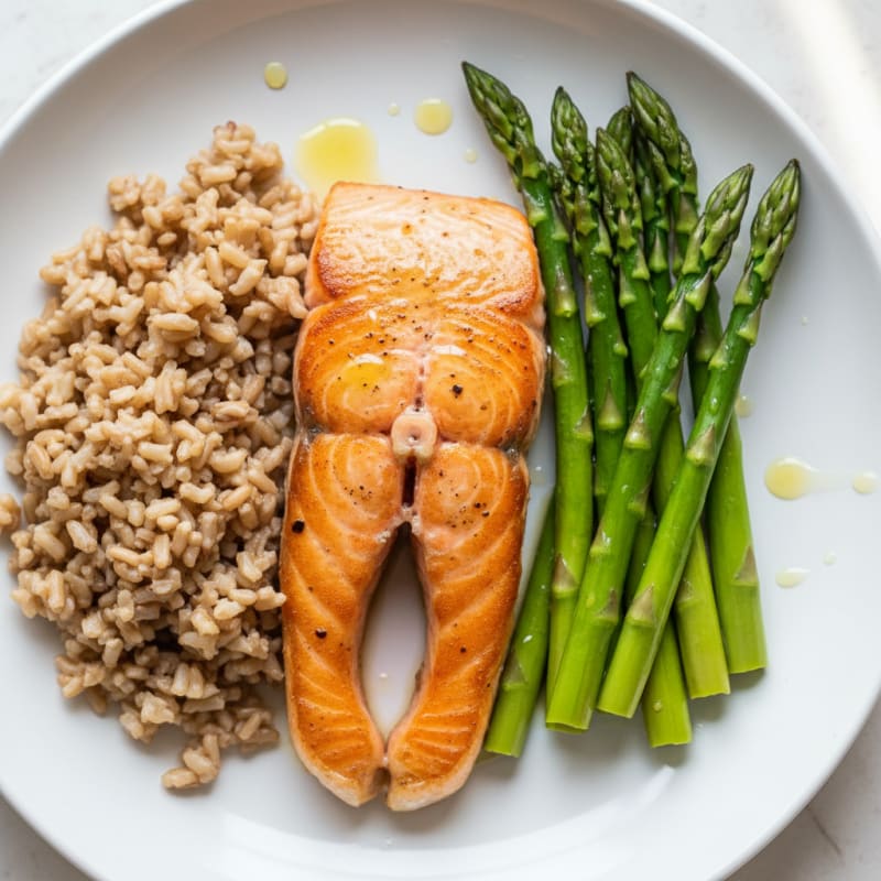 Seared Salmon with Steamed Asparagus and Brown Rice