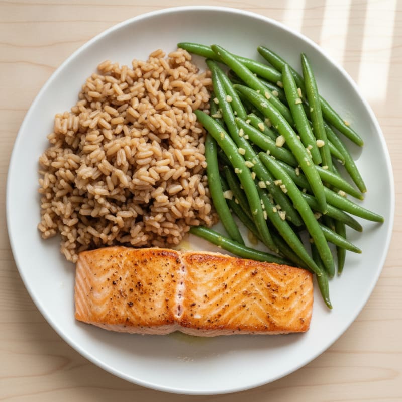 Seared Salmon Fillet with Garlic Green Beans and Brown Rice