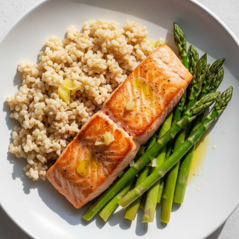 Seared Salmon with Steamed Asparagus and Brown Rice