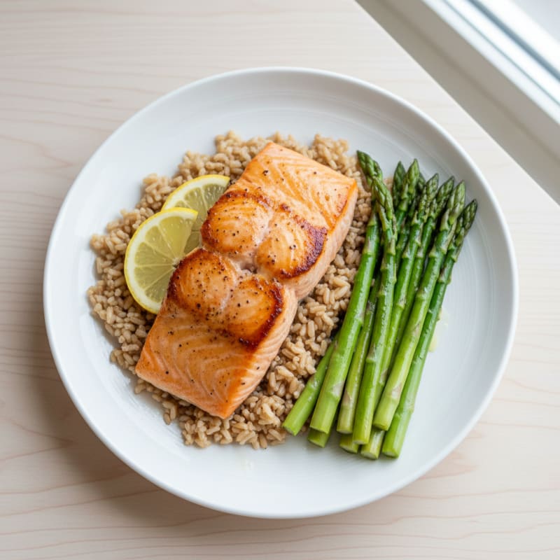 Seared Salmon with Steamed Asparagus and Brown Rice