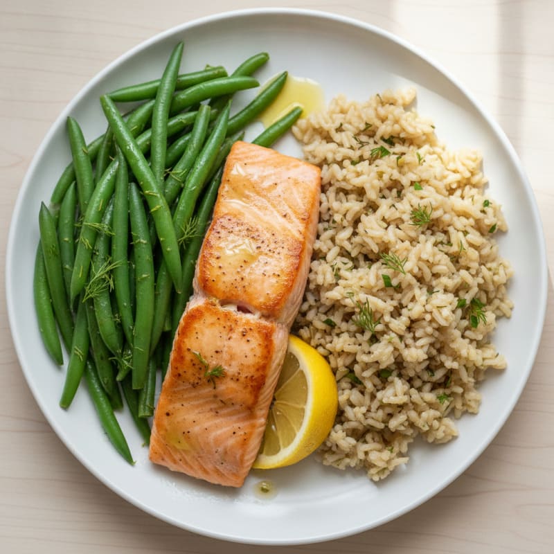Seared Salmon with Steamed Green Beans and Herbed Brown Rice