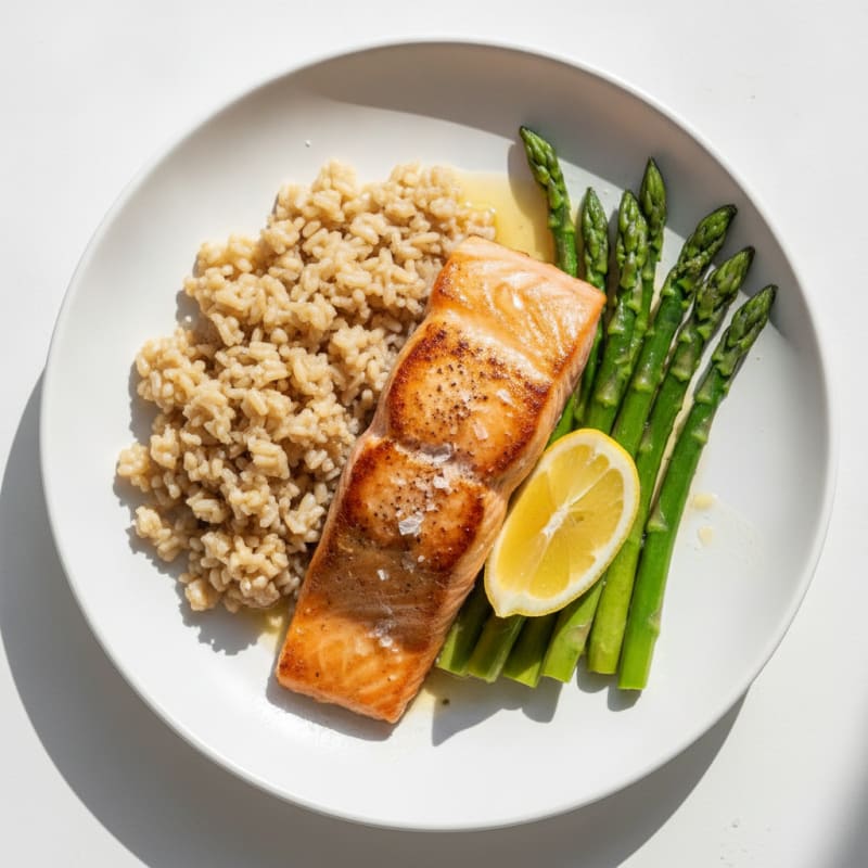 Seared Salmon Fillet with Steamed Asparagus and Brown Rice
