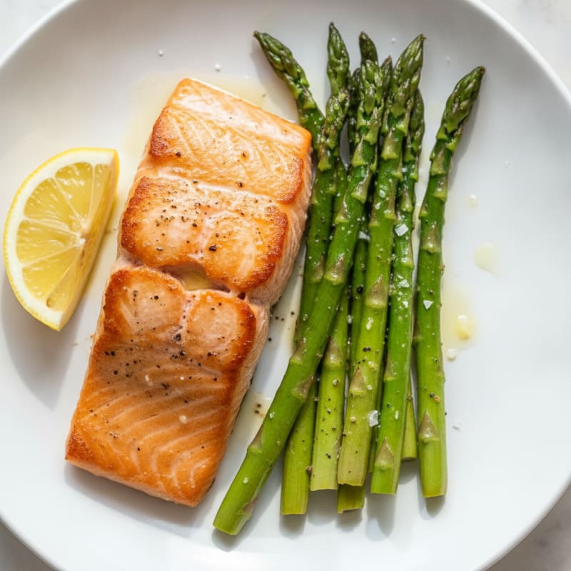 Pan-Seared Salmon with Roasted Asparagus