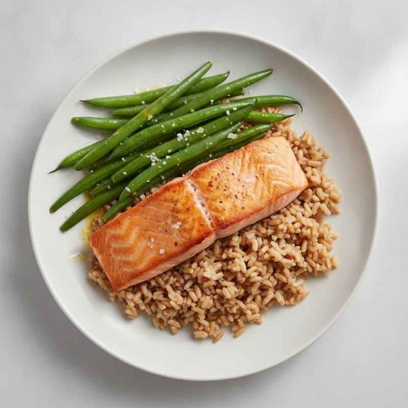 Seared Salmon with Steamed Green Beans and Brown Rice