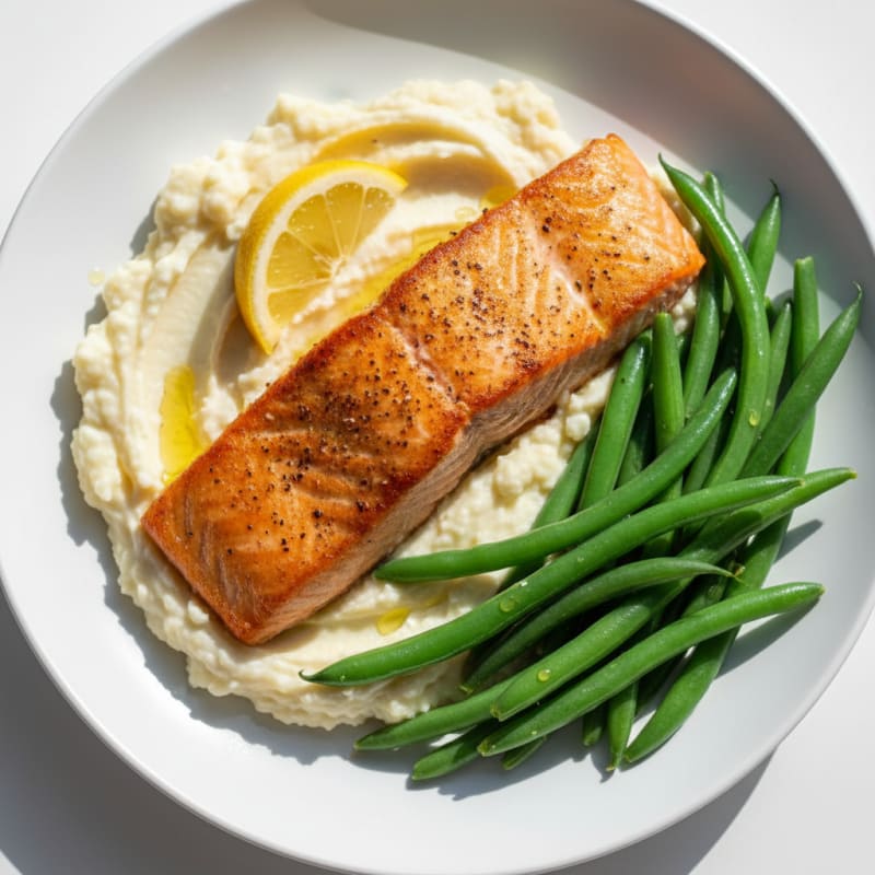 Seared Salmon with Steamed Green Beans and Cauliflower Mash