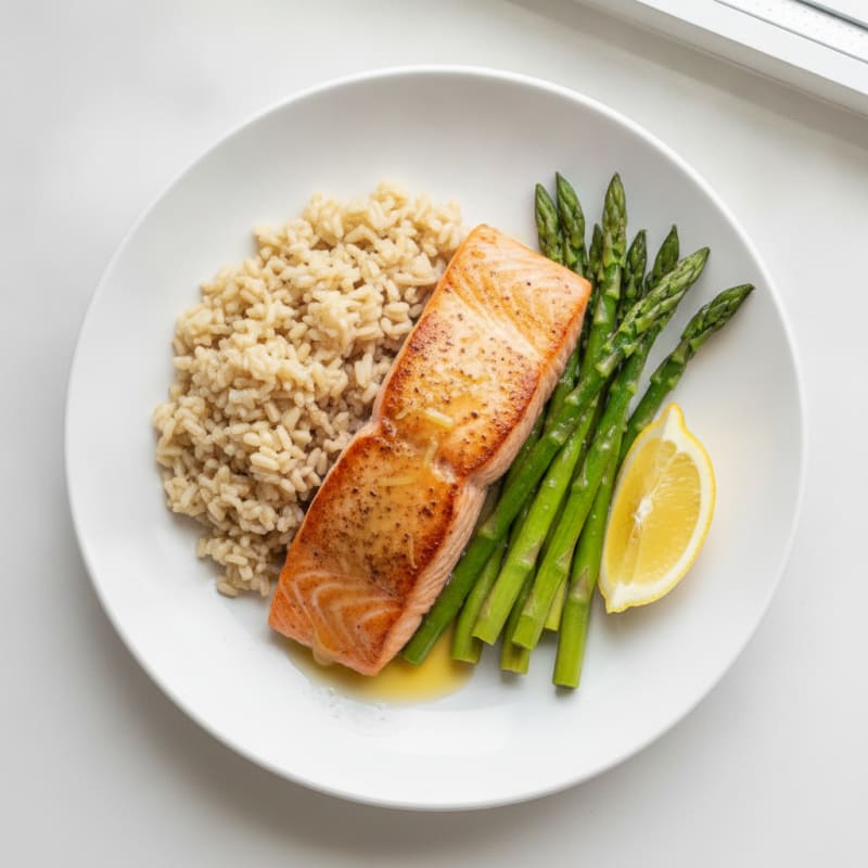 Seared Salmon with Steamed Asparagus and Brown Rice