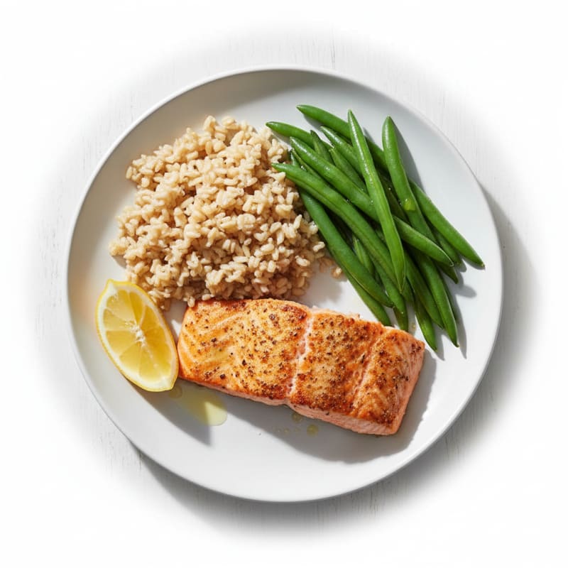 Seared Salmon with Steamed Green Beans and Brown Rice