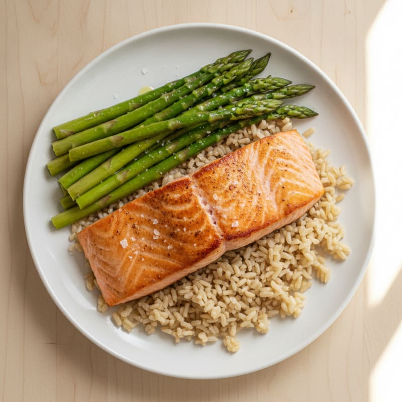 Seared Salmon Fillet with Steamed Asparagus and Brown Rice