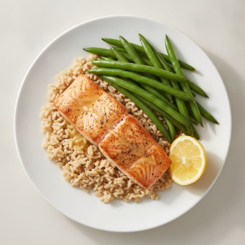 Seared Salmon Fillet with Steamed Green Beans and Brown Rice