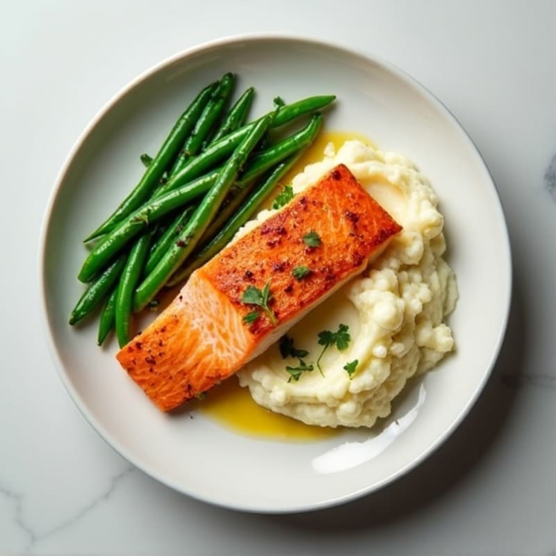 Seared Salmon with Steamed Green Beans and Garlic Mashed Cauliflower