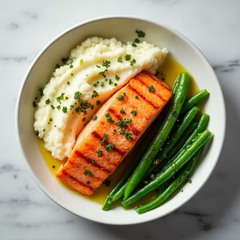 Seared Salmon Filet with Garlic Green Beans and Cauliflower Mash