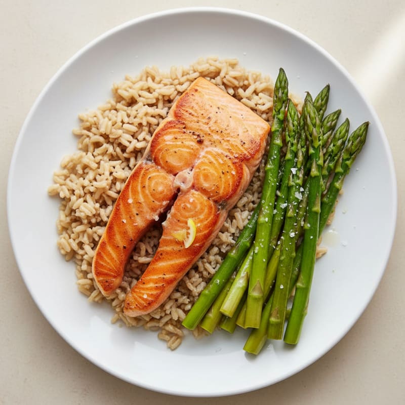 Seared Salmon Fillet with Steamed Asparagus and Brown Rice