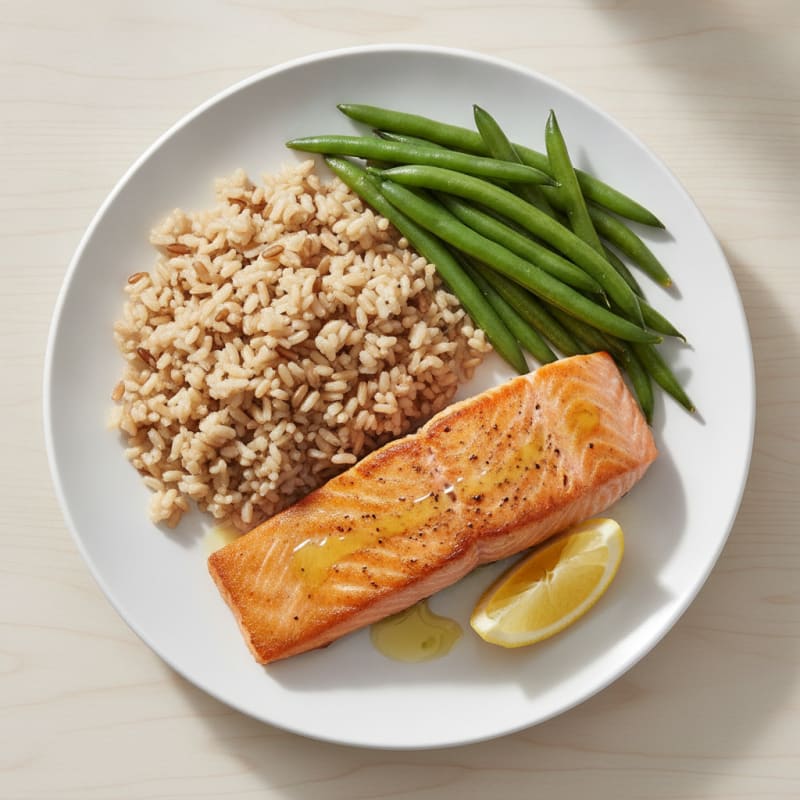 Seared Salmon with Steamed Green Beans and Brown Rice