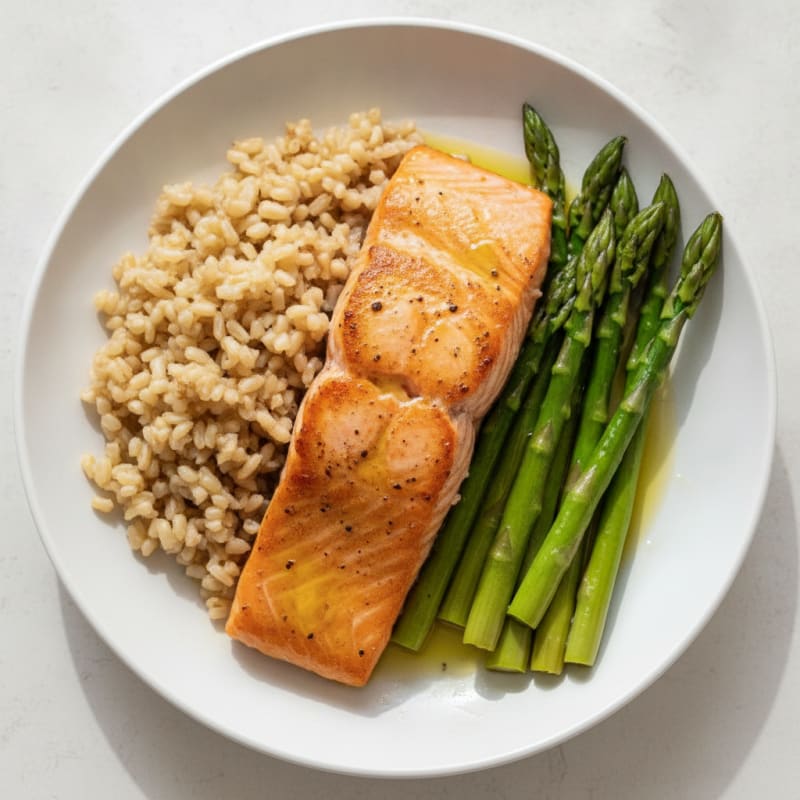 Seared Salmon Fillet with Steamed Asparagus and Brown Rice