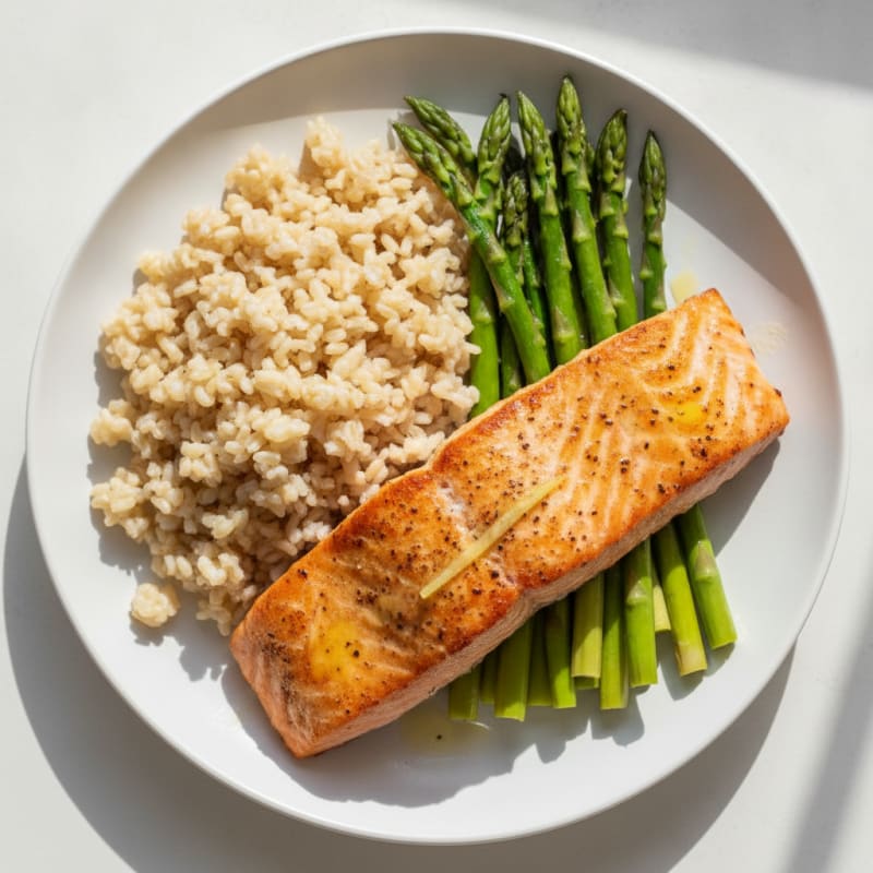 Seared Salmon Fillet with Steamed Asparagus and Brown Rice