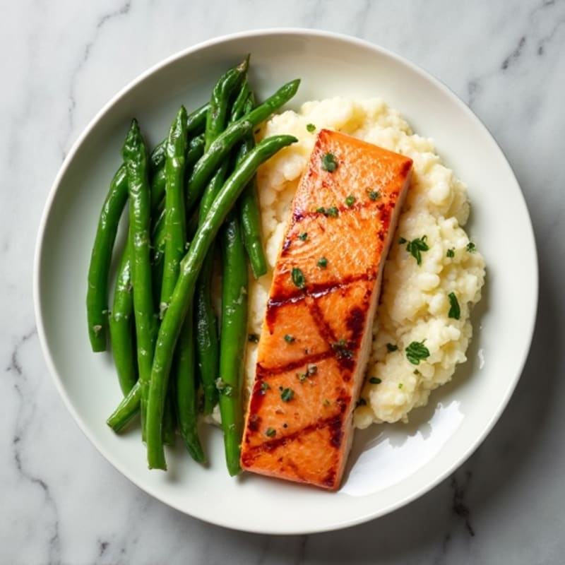 Seared Salmon with Steamed Green Beans and Garlic Mashed Cauliflower