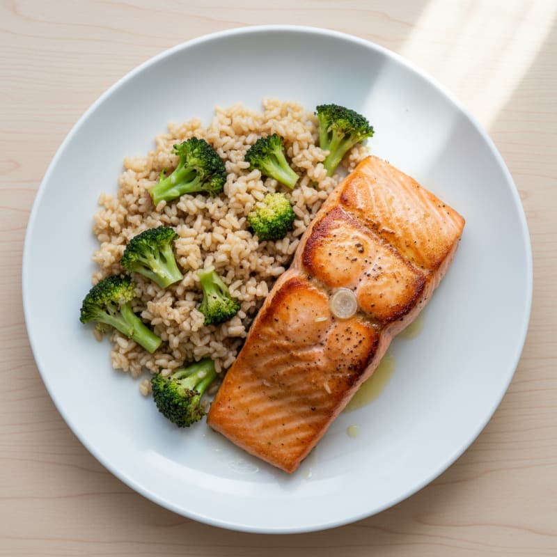 Seared Salmon with Steamed Broccoli and Brown Rice