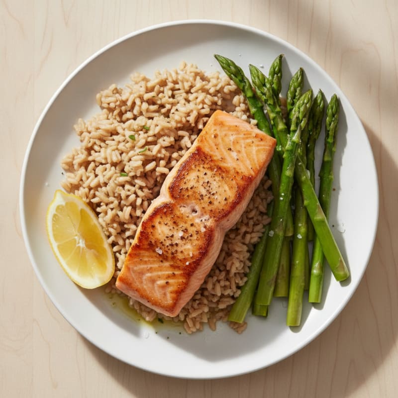 Seared Salmon Filet with Steamed Asparagus and Brown Rice