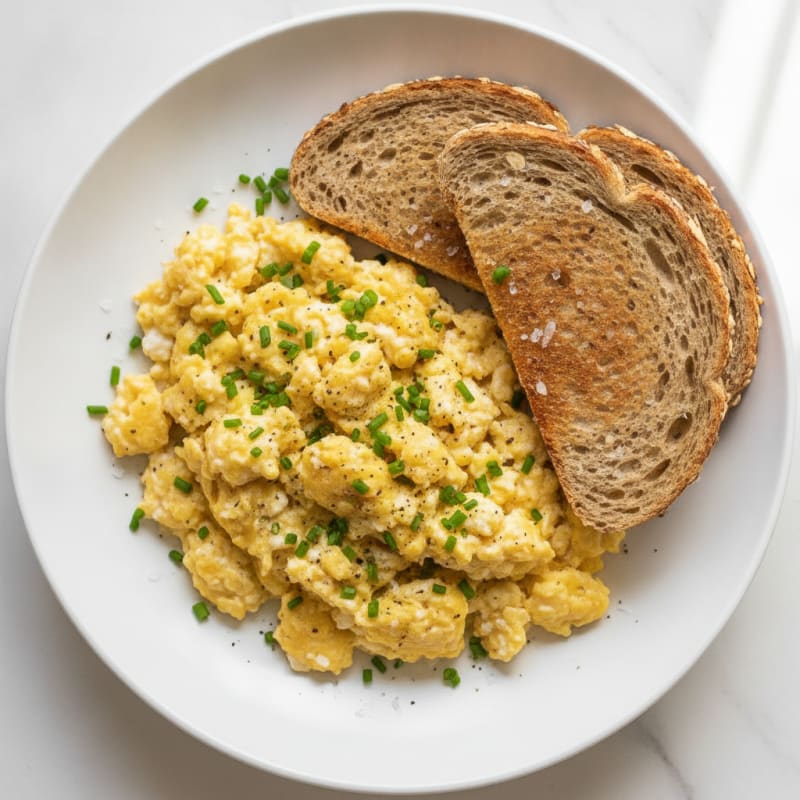 High-Protein Cottage Cheese Scrambled Eggs