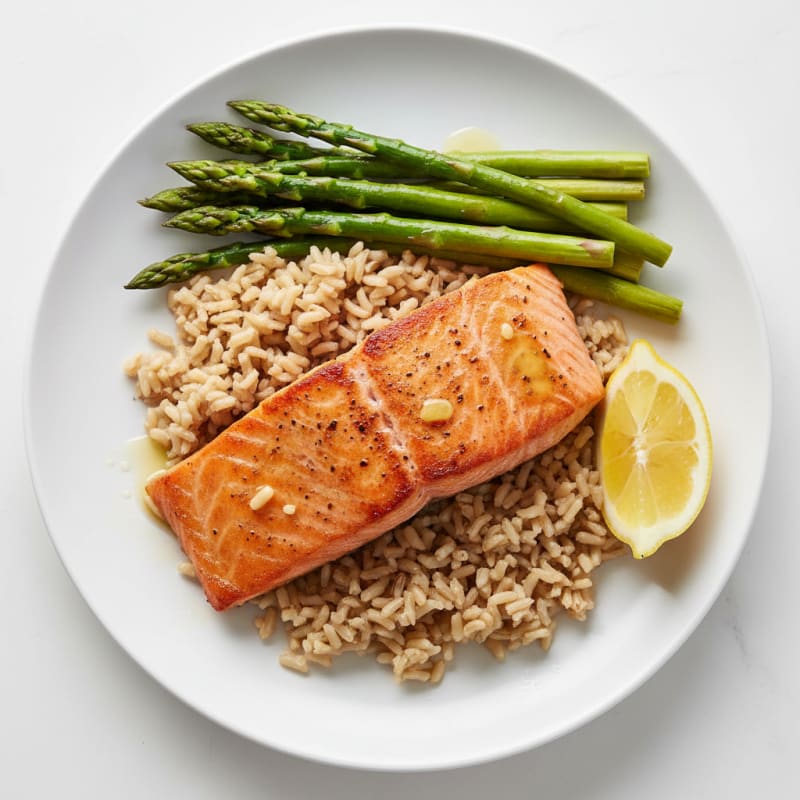 Seared Salmon Filet with Steamed Asparagus and Brown Rice