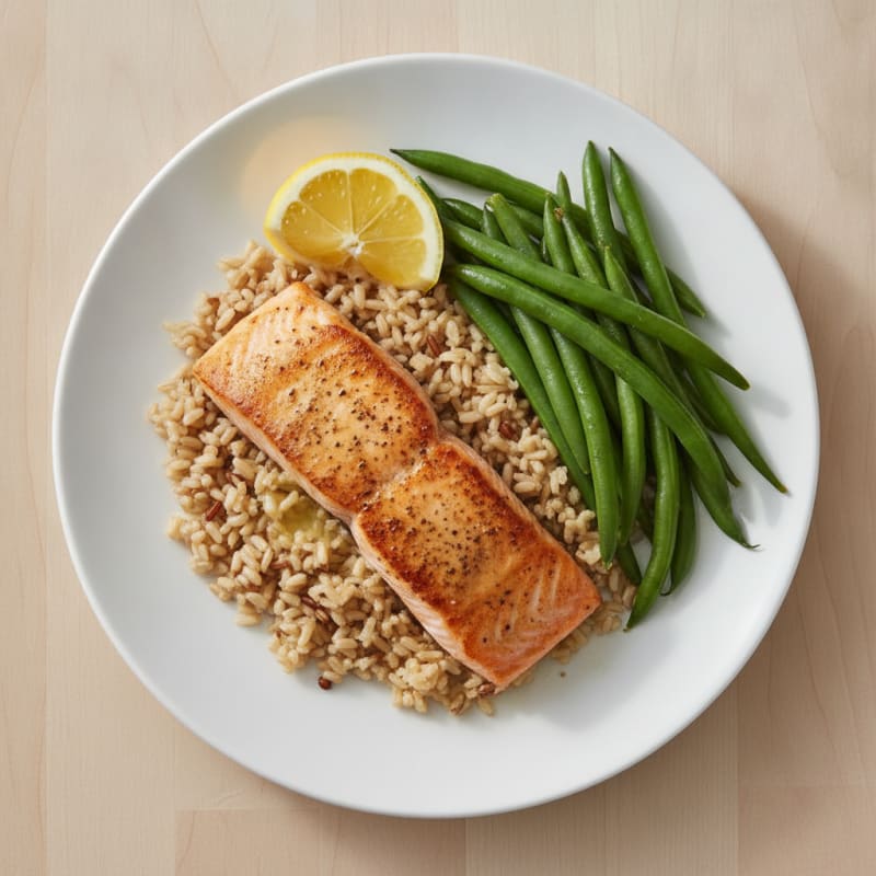 Seared Salmon with Steamed Green Beans and Brown Rice