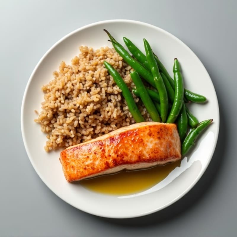 Seared Salmon Fillet with Steamed Green Beans and Brown Rice