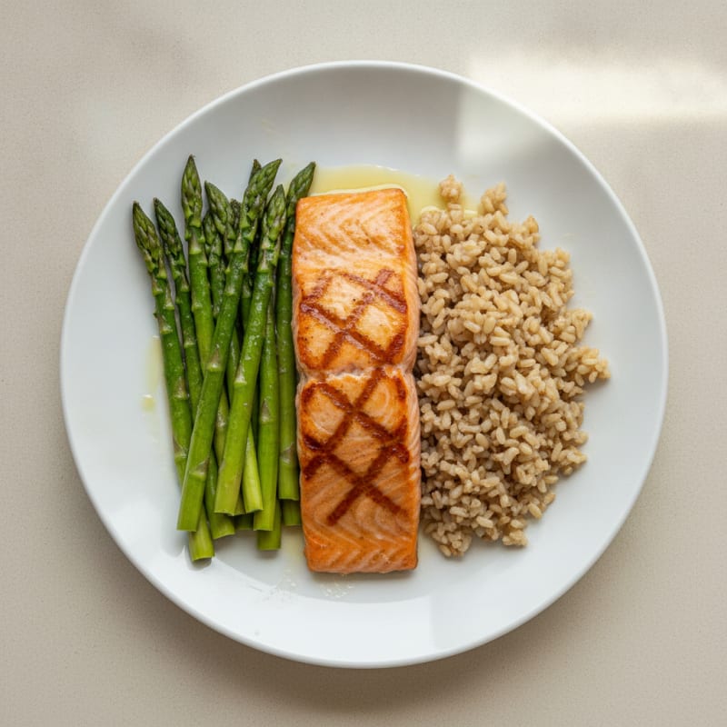 Seared Salmon Fillet with Steamed Asparagus and Brown Rice
