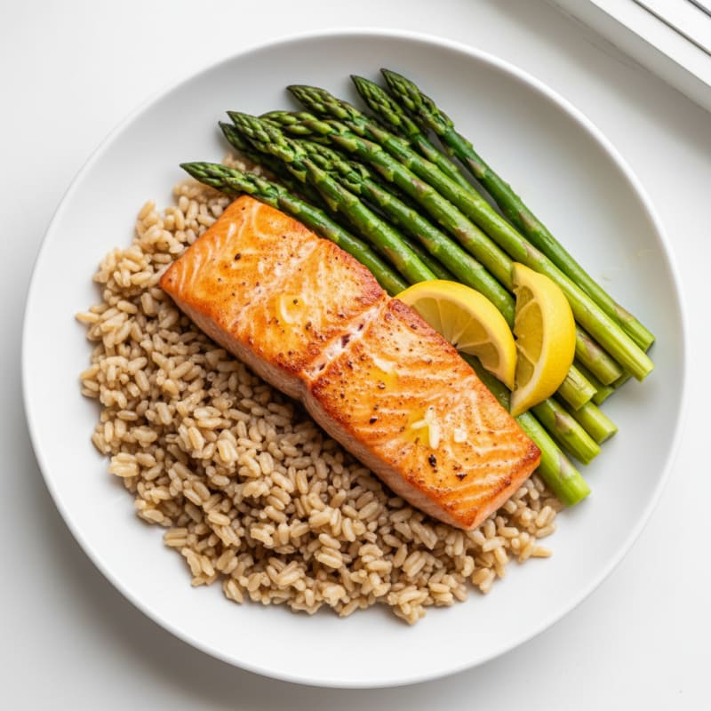 Seared Salmon Fillet with Steamed Asparagus and Brown Rice