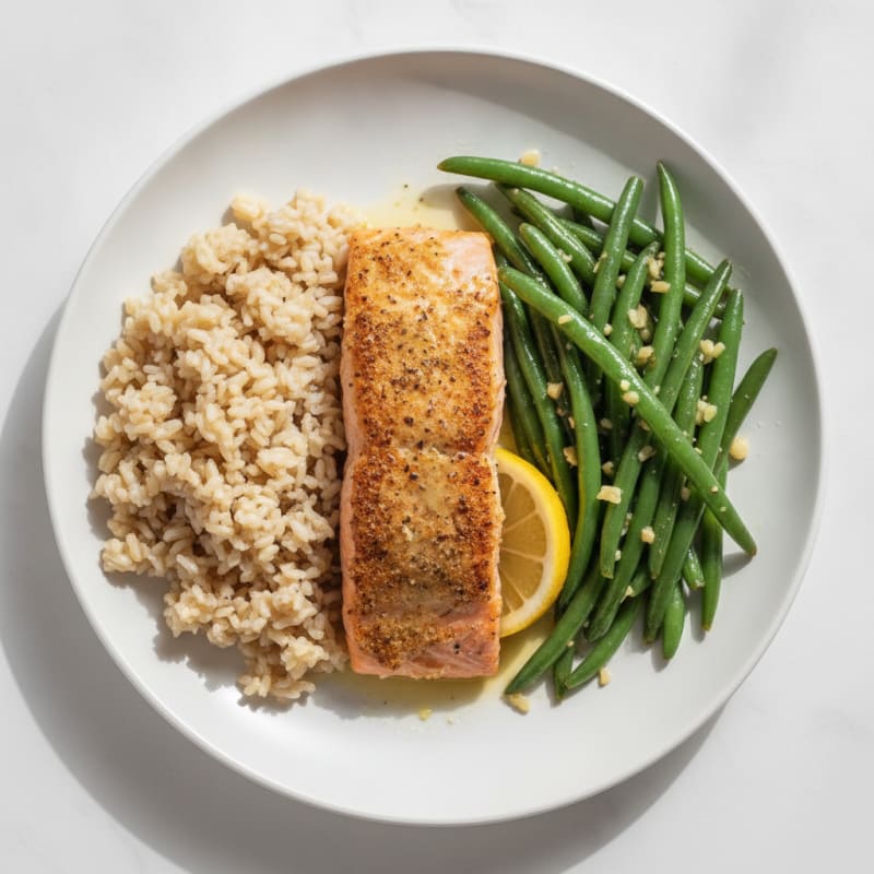 Seared Salmon Fillet with Garlic Green Beans and Brown Rice