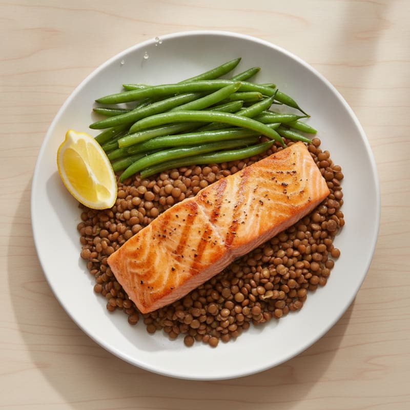 Seared Salmon with Steamed Green Beans and Garlic Lentils