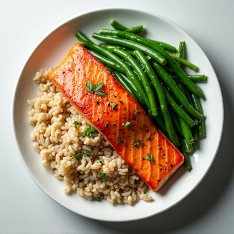 Seared Salmon with Steamed Green Beans and Brown Rice
