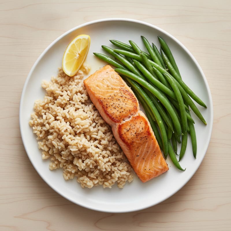 Seared Salmon with Steamed Green Beans and Brown Rice