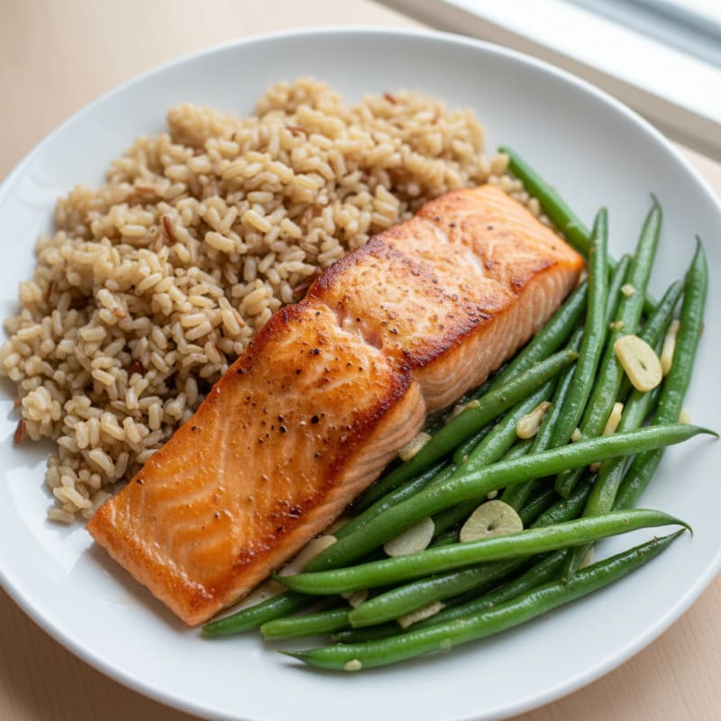 Seared Salmon Fillet with Garlic Green Beans and Brown Rice
