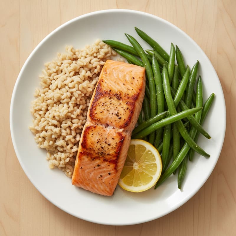 Seared Salmon with Steamed Green Beans and Brown Rice