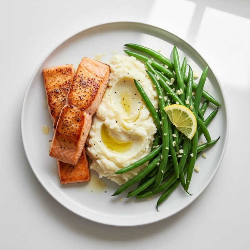Seared Salmon with Steamed Green Beans and Garlic Mashed Potatoes